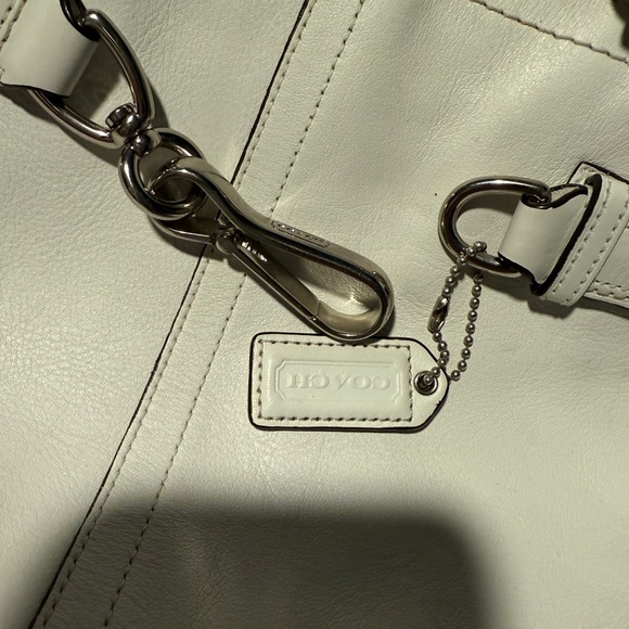 Coach Leather Shoulder Bag White Small - Picture 6 of 11